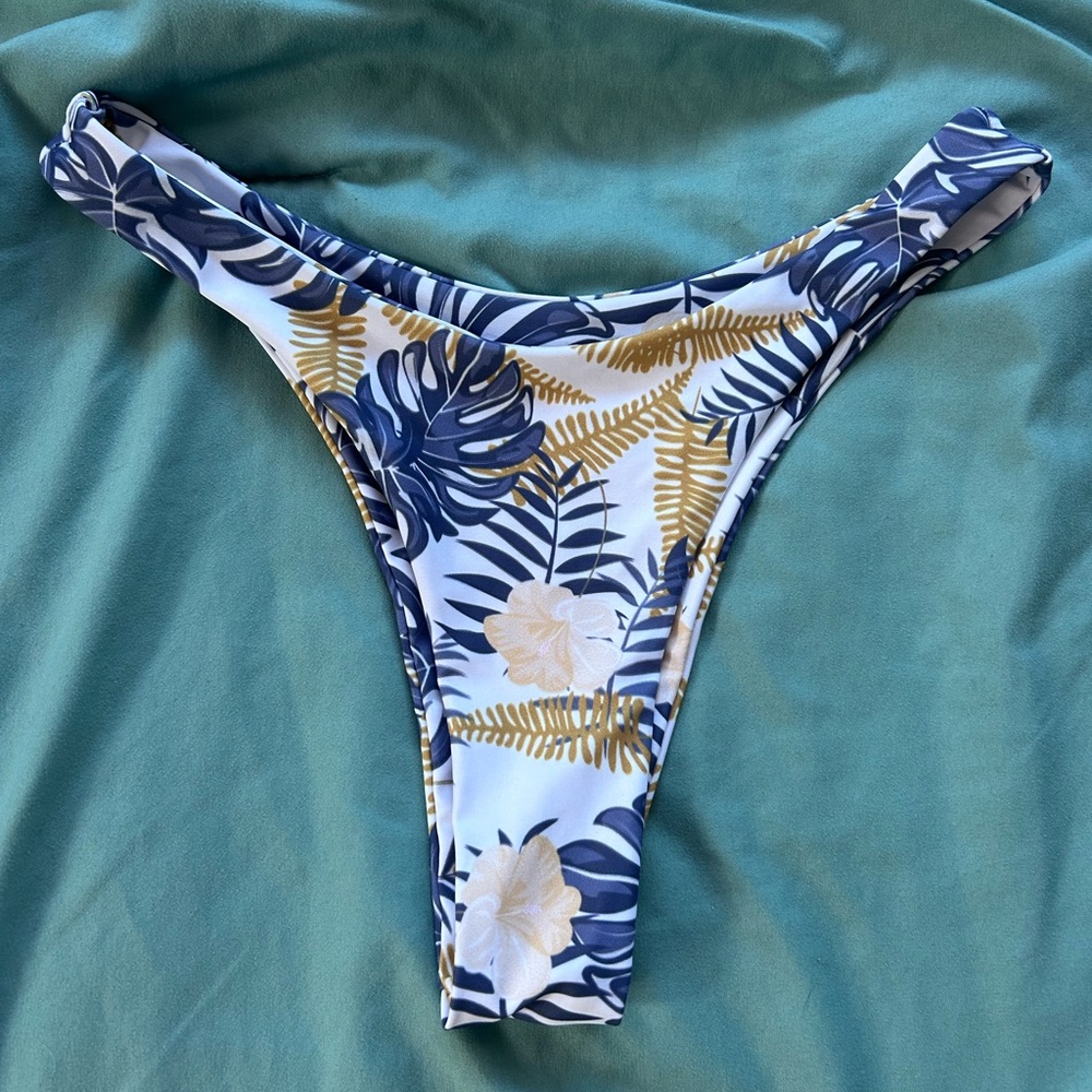 Tropical Print Women's Swim Bottom